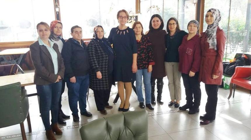 Burhaniye&rsquo;de kadın adaylar el ele se&ccedil;ime hazırlanıyor