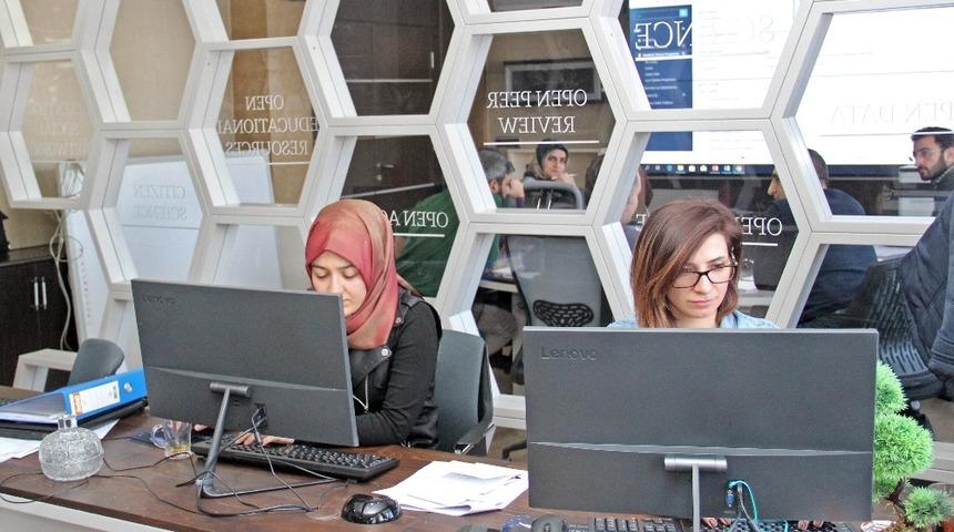 Atat&uuml;rk &Uuml;niversitesinde Dijital D&ouml;n&uuml;ş&uuml;m başlıyor