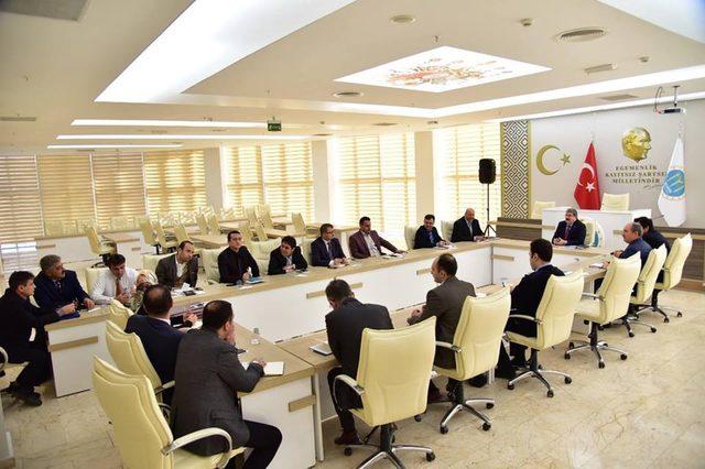 Başkan Can, birim m&uuml;d&uuml;rleriyle bir araya geldi 2