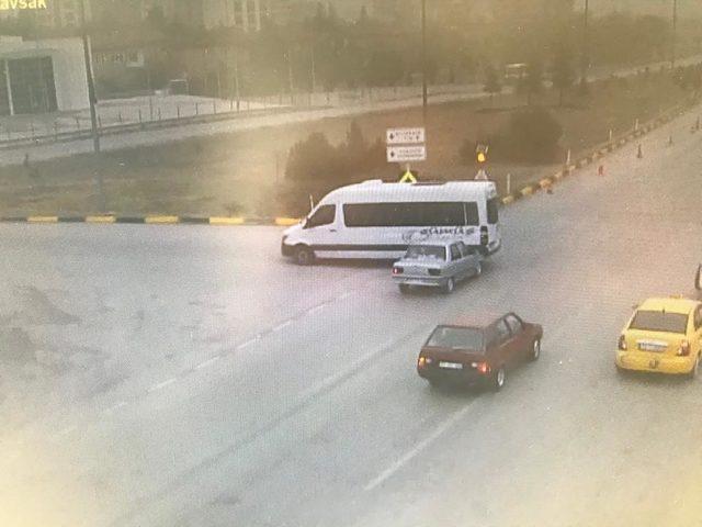 Kırıkkale'de trafik kazaları kamerada