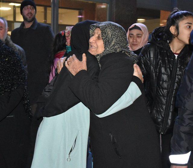 Şahinbey Belediyesi’nin Umre’ye gönderdiği öğrenciler Gaziantep’e döndü