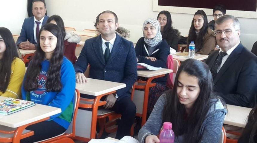 Tuşba&rsquo;da ders zili &ccedil;aldı