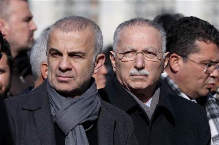 Saffet Sancaklı eşini son yolculuğuna uğurladı G3