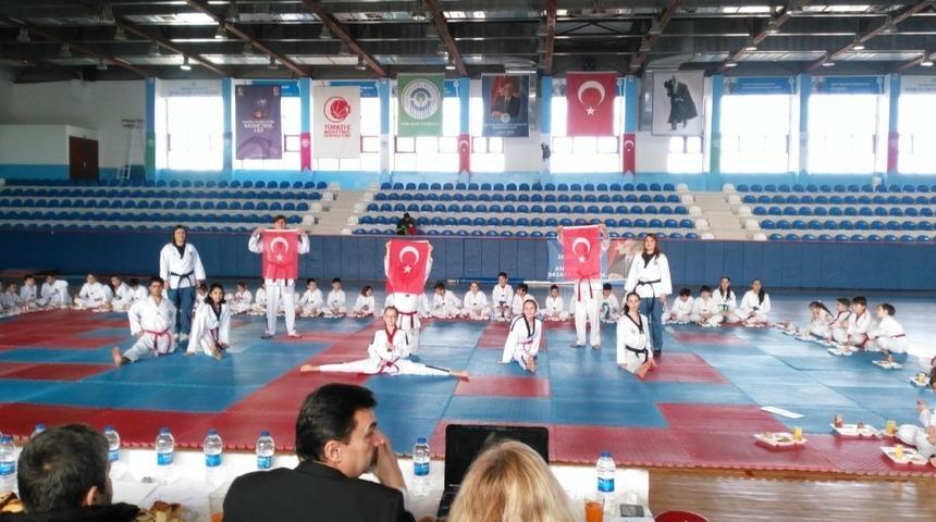 Miniklerin kuşak heyecanı