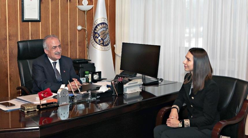 Belarus Büyükelçiliği İkinci Kâtibi Demidova’dan Rektör Çomaklı’ya ziyaret