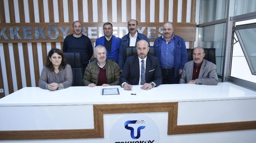 İstiklal Mahallesi&rsquo;nin 40 yıllık cami &ouml;zlemi diniyor