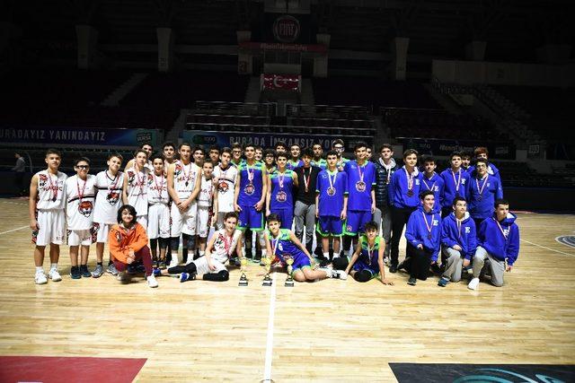 Tofaş U14 takımı Bursa Şampiyonu