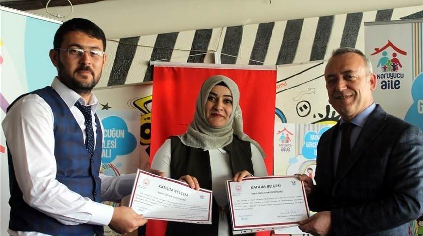 Koruyucu Aile Eğitimi Sertifika T&ouml;reni yapıldı