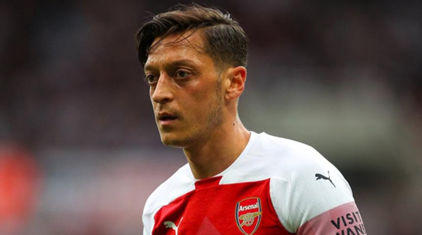 Mesut Özil'den "Türkiye’nin Mühendis Kızları" projesine destek
