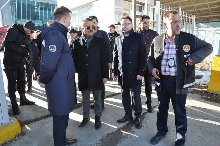 Kaymakam Kendüzler’den Esendere Gümrük Kapısına ziyaret G1