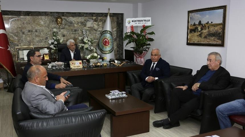 Tollu&rsquo;dan, hortumdan zarar g&ouml;ren &ccedil;ift&ccedil;ilere destek