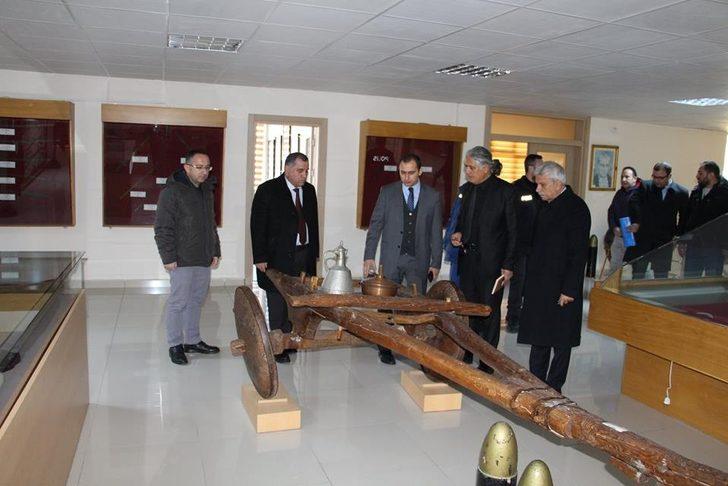 Şehitleri mezarları restore edilecek G4