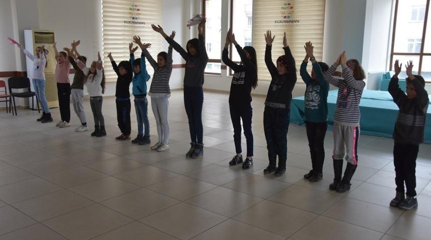 Kocasinanlı &ccedil;ocuklar yarıyıl tatilinde hem &ouml;ğrendi hem eğlendi