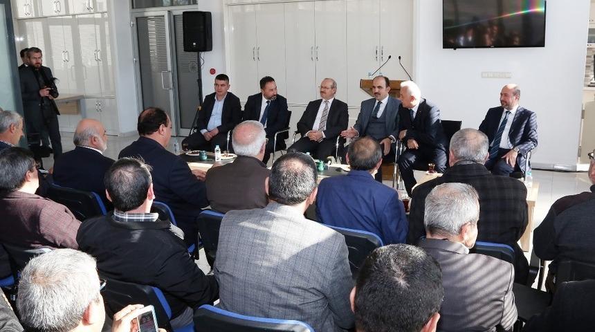 Başkan Altay, Sel&ccedil;uklu il&ccedil;esinin muhtarlarıyla buluştu