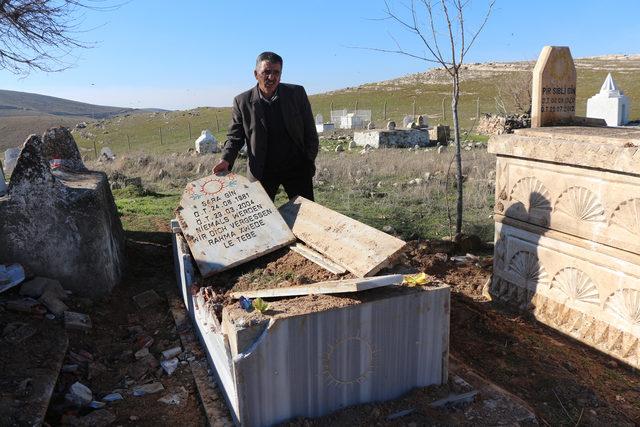 Defineciler Yezidi kadının mezarını tahrip etti 3