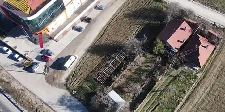 Okulun hemen yanında zehir imalathanesi  G1