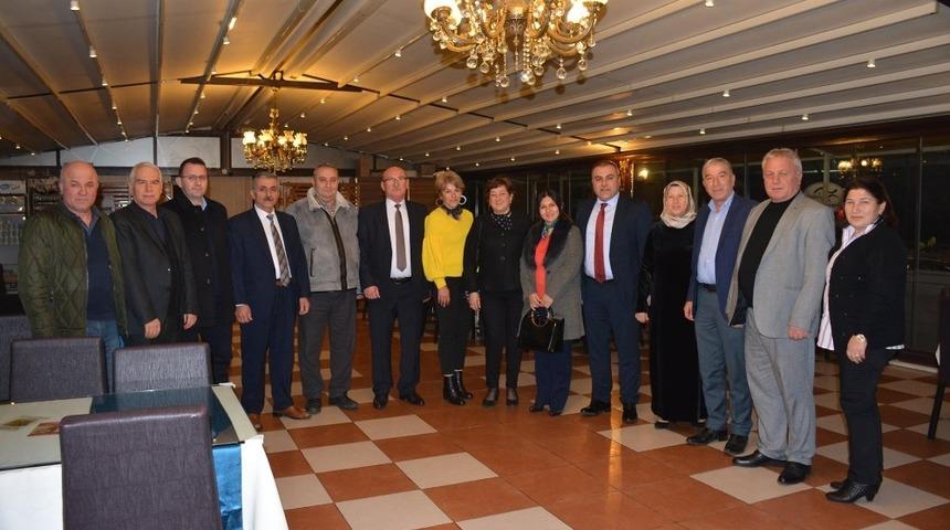 Başkan Erener&rsquo;den Meclis &uuml;yelerine plaket