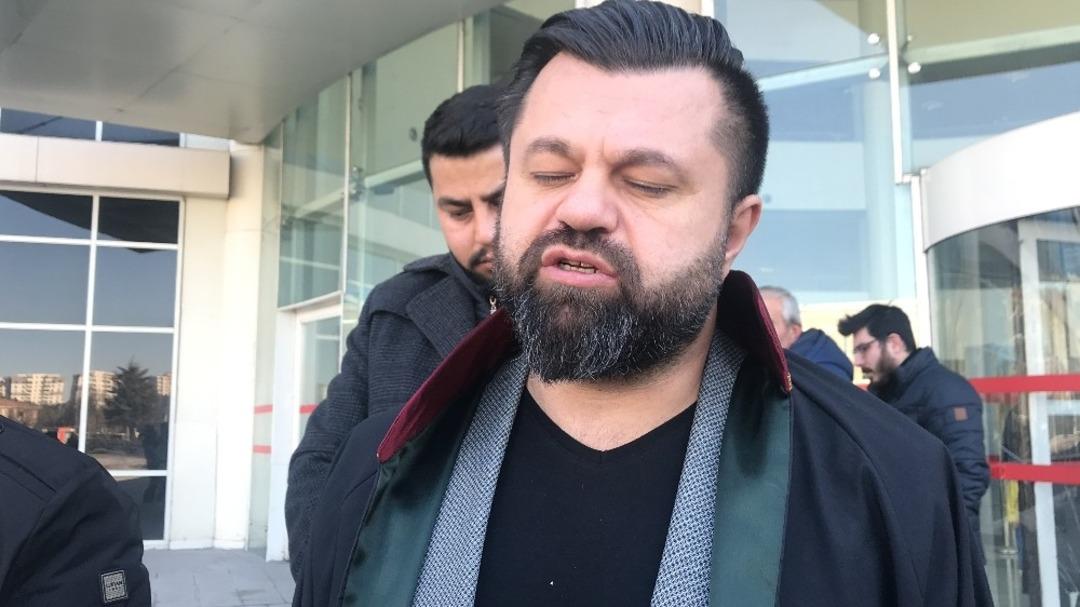 7 kişinin &ouml;l&uuml;m&uuml;ne sebep olan firari sanığın yargılandığı dava ertelendi