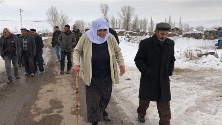 Taşınamayınca elektriksiz kaldılar!  G2