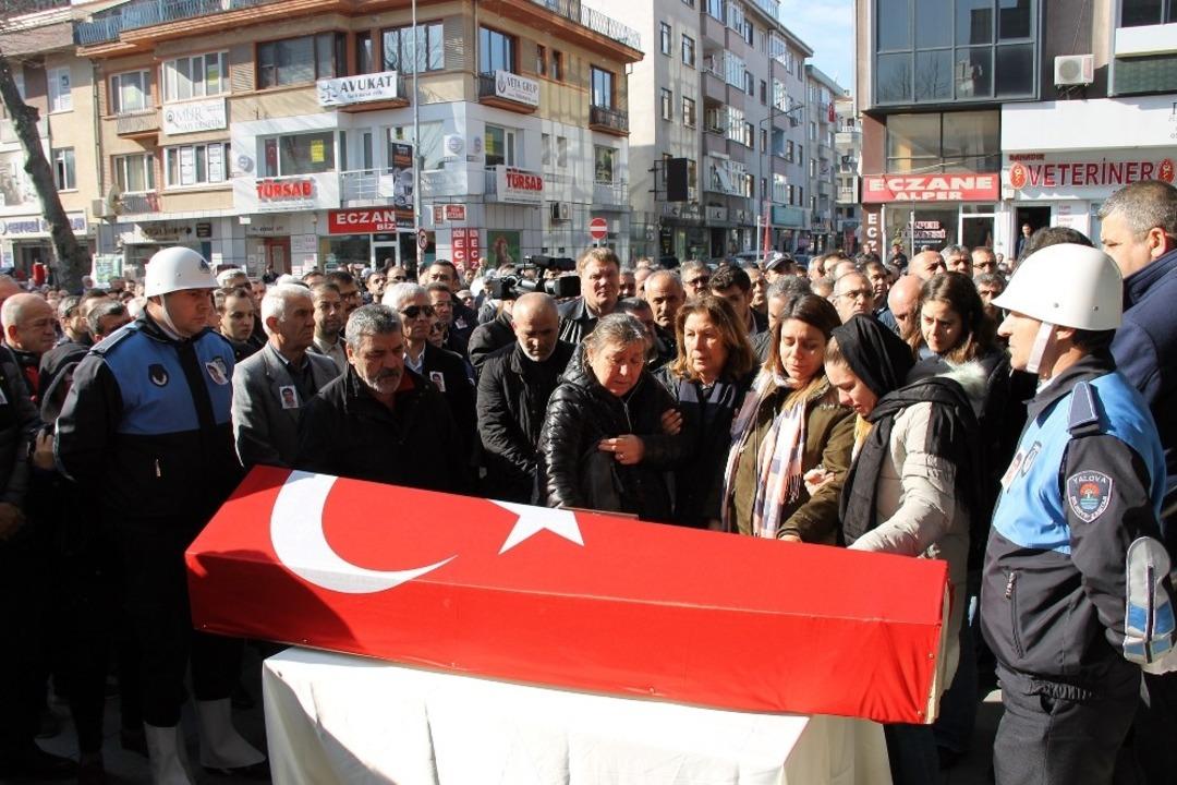 Yalova Belediye Başkan Yardımcısı İlhan son yolculuğuna uğurlandı