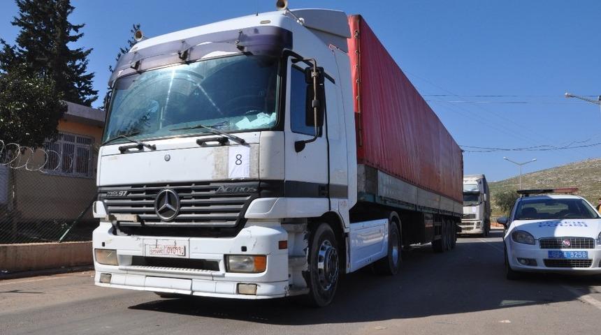 BM&rsquo;den Suriye&rsquo;ye 20 tırlık insani yardım