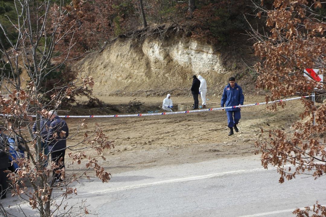 K&uuml;tahya'da ormanlık alanda erkek cesedinin bulunması