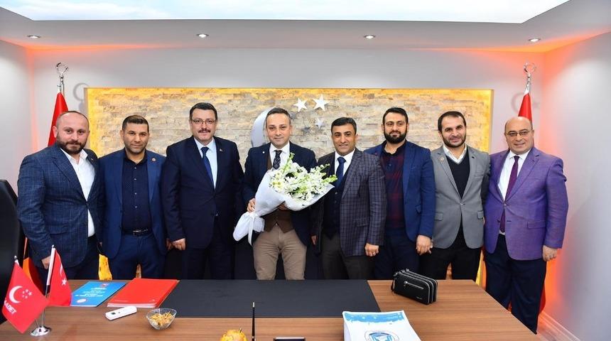 Başkan Gen&ccedil;&rsquo;ten Saadet Partisi&rsquo;ne ziyaret