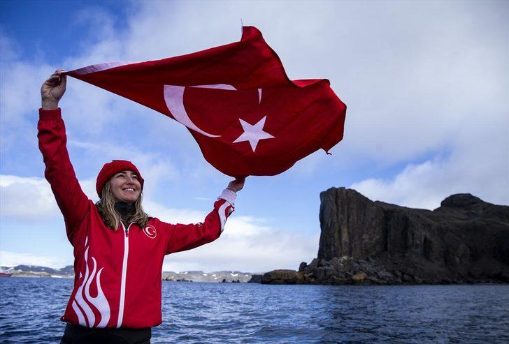 Şahika Ercümen'den Antarktika'da tarihi dalış  G5