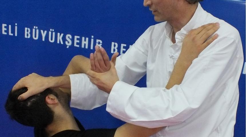 Kocaelili Y&uuml;ksel Yılmaz D&uuml;nya Jeet Kune Do Federasyonu Başkan Yardımcısı oldu