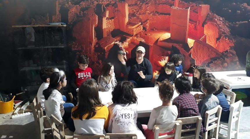 Mardin M&uuml;zesi 4 g&uuml;nde 2 bin &ccedil;ocuğa ulaştı