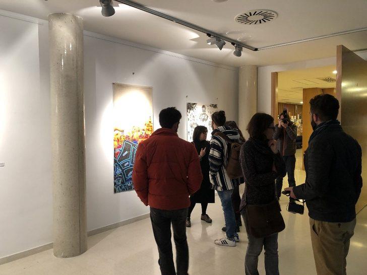 SAÜ’lü sanatçıların eserlerinin bulunduğu sergi İspanya’da açıldı G4