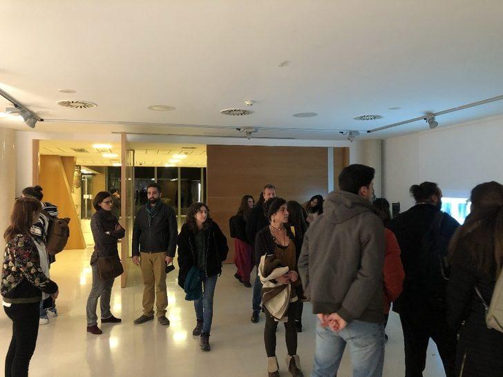 SAÜ’lü sanatçıların eserlerinin bulunduğu sergi İspanya’da açıldı G5