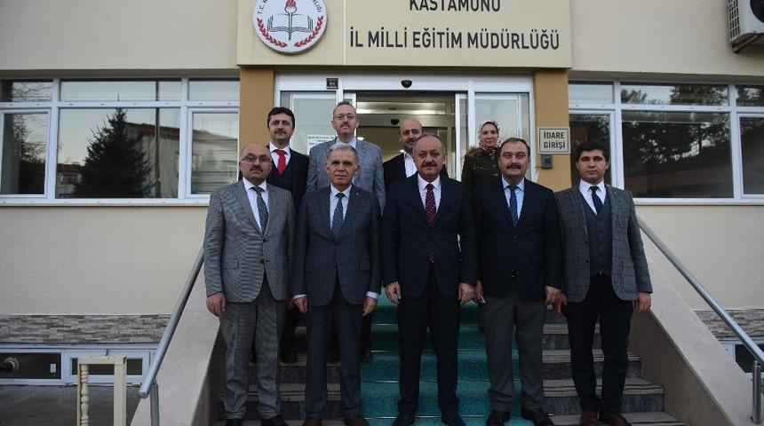 Başkan Babaş, Milli Eğitim M&uuml;d&uuml;rl&uuml;ğ&uuml; ile Sağlık-Sen&rsquo;i ziyaret etti