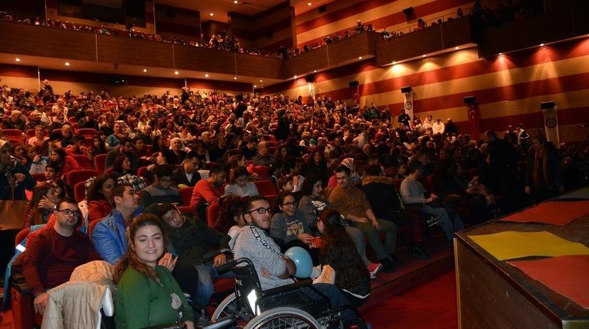 Tiyatro i&ccedil;in kısa bir mola