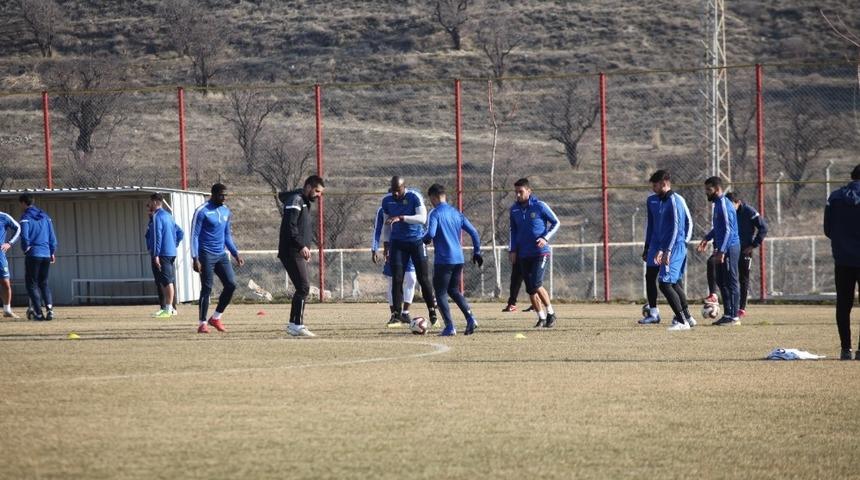 E. Yeni Malatyaspor kupada tur peşinde