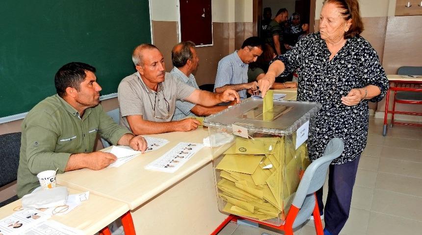 &Ccedil;eşme&rsquo;nin se&ccedil;men sayısı belli oldu