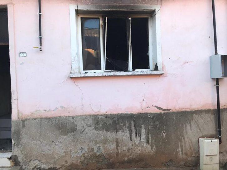 Osmaneli’de ev yangını G2