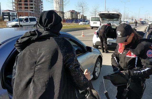 Yunus ekipleri asayiş uygulaması yaptı