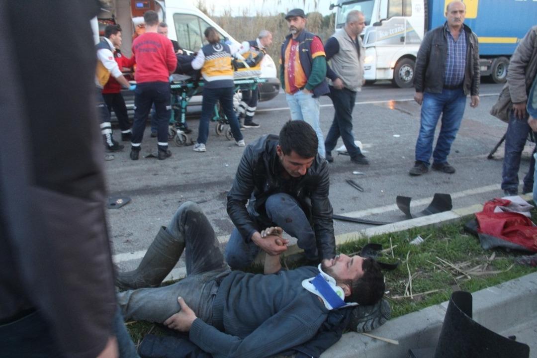 Ayvalık&rsquo;ta can pazarı: 8 yaralı