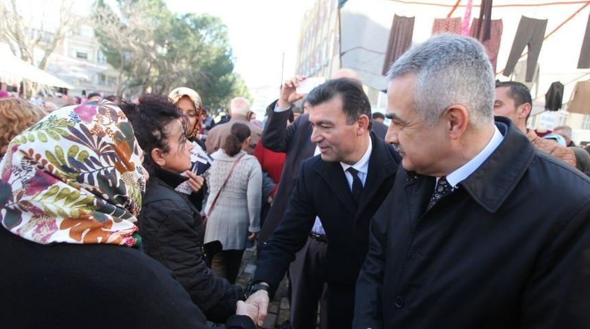 Savaş ve Akın esnafın sıkıntılarını dinledi