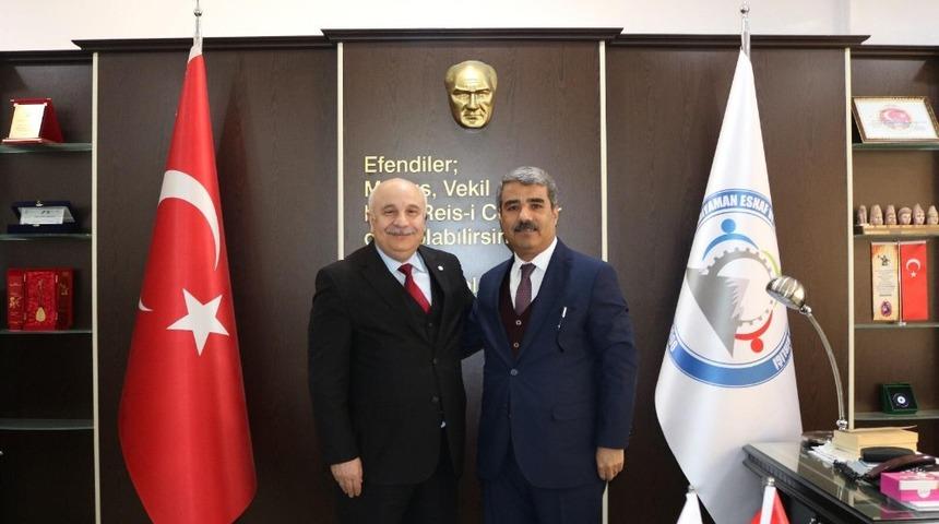 Rekt&ouml;r G&ouml;n&uuml;ll&uuml; esnaf temsilcileriyle bir araya geldi