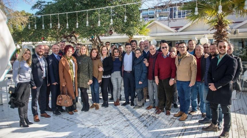 CHP Kuşadası Belediye Başkan Adayı &Ouml;mer G&uuml;nel, T&Uuml;RSAB &uuml;yeleriyle buluştu