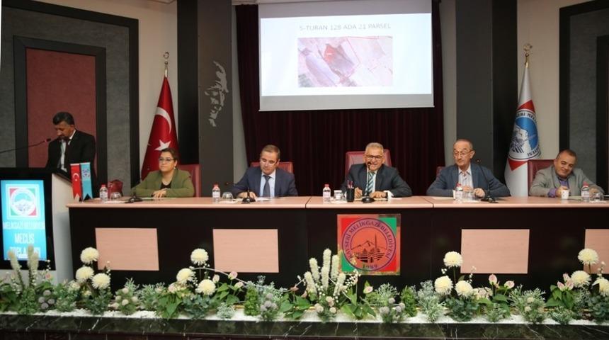 Melikgazi&rsquo;de 37 daire ve 4 işyeri ihale ile satılacak