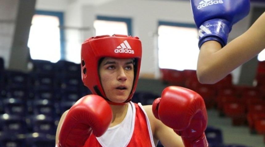 Malatyalı kadın boks&ouml;rler derece yaptılar