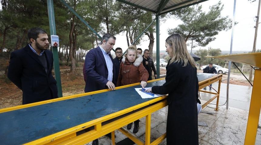 Buca&rsquo;da engellilere istihdam ve emeklilik kapısı