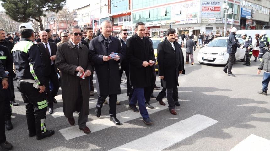 Bing&ouml;l&rsquo;de  &lsquo;&Ouml;ncelik Hayatın &Ouml;ncelik Yayanın&rsquo; programı