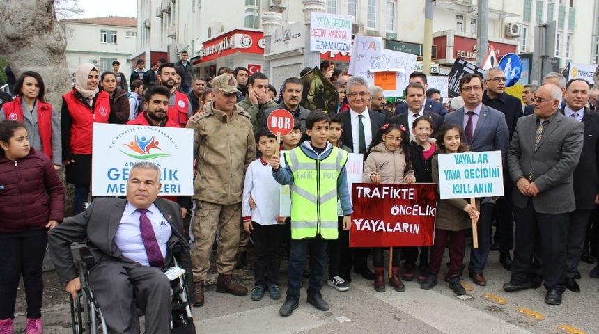 Adıyaman&rsquo;da &ldquo;Yaya &Ouml;ncelikli Trafik&rdquo; etkinliği