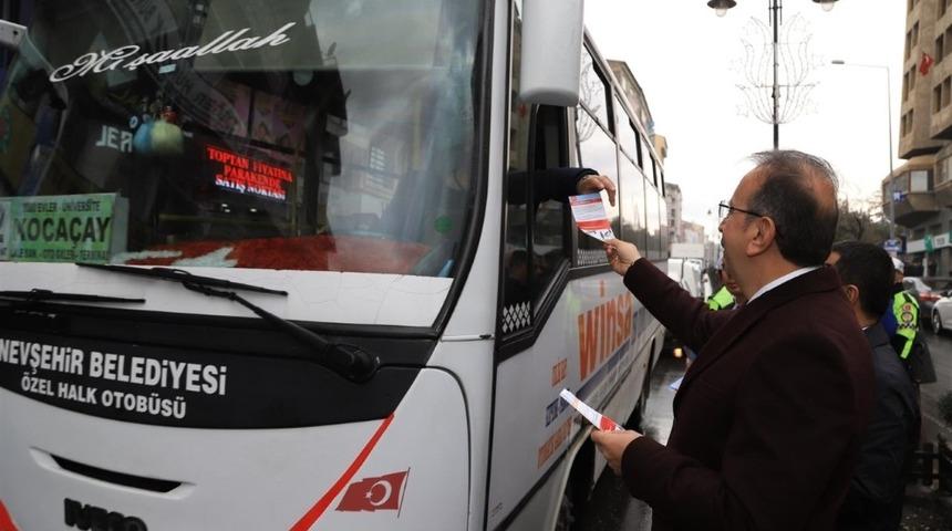 Se&ccedil;en, Yaya &ouml;ncelikle trafik etkinliğine katıldı