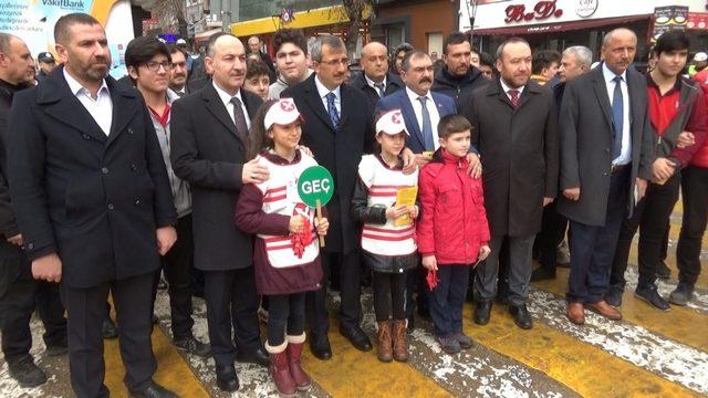 Kırıkkale’de “Öncelik Hayatın, Öncelik Yayanın” eylemi