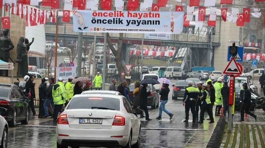 Sürücülere "yaya" uyarısı